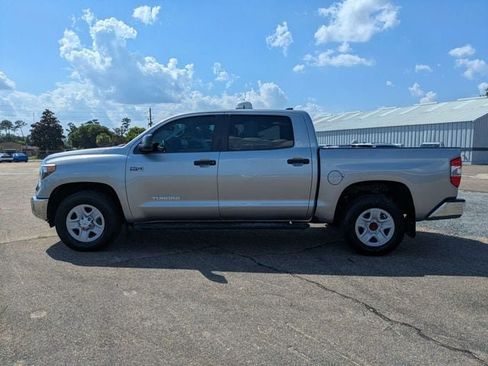 Used 2021 Toyota Tundra SR5 w/ SR5 Leather Package RWD image 7