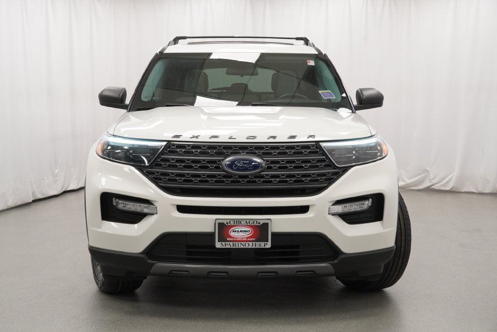 Used 2021 Ford Explorer XLT w/ Equipment Group 202A AWD/4WD image 15