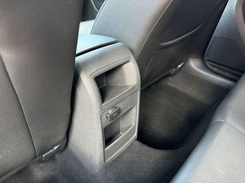 Used 2016 Volkswagen Jetta SEL image 23