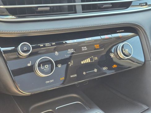 Used 2024 INFINITI QX60 Pure image 28