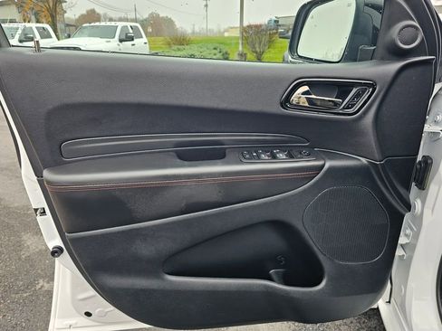 Used 2024 Dodge Durango GT image 12