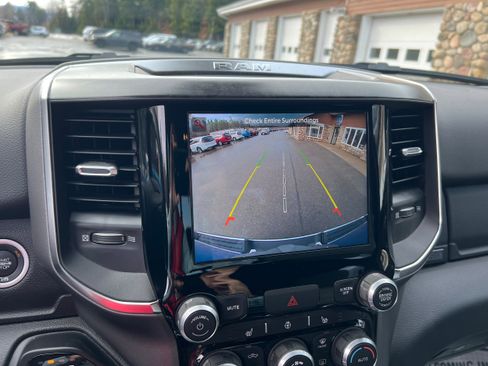 Used 2024 RAM 1500 Big Horn image 16