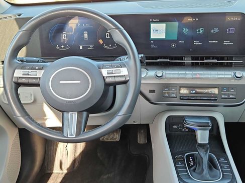 Used 2024 Hyundai Kona SEL AWD/4WD image 14