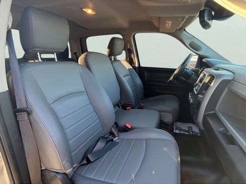 Used 2020 RAM 1500 Tradesman w/ Chrome Appearance Group AWD/4WD image 19