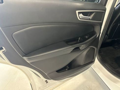 Used 2017 Ford Edge SEL w/ Equipment Group 201A image 32
