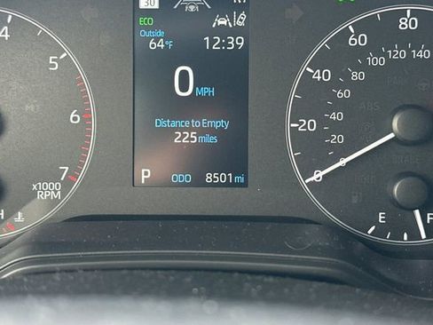 Certified 2025 Toyota Corolla SE image 34