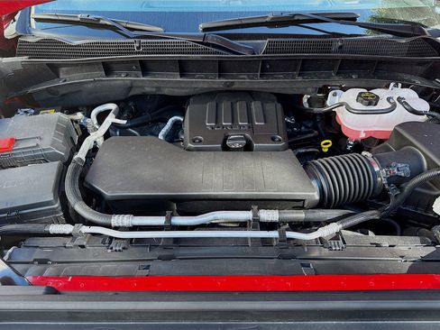 Used 2025 GMC Sierra 1500 Pro w/ Convenience Package image 24