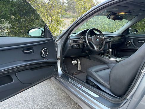 Used 2009 BMW 335i Coupe image 9