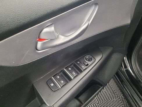 Used 2022 Kia Forte LXS w/ LXS Technology Package FWD image 27