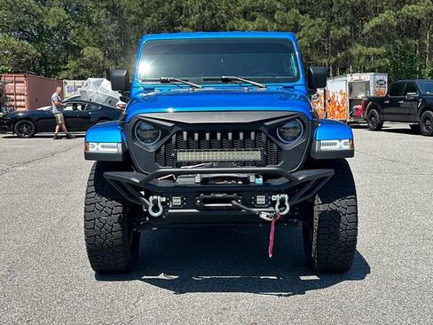 Used 2021 Jeep Gladiator Overland w/ Popular Equipment Package AWD/4WD image 2