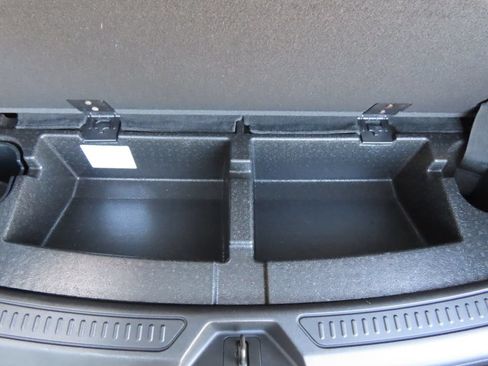 Used 2019 GMC Acadia SLT AWD/4WD image 28