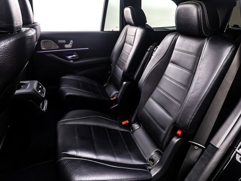 New 2025 Mercedes-Benz GLS 450 4MATIC image 8