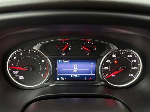 Used 2022 GMC Acadia SLE w/ Driver Convenience Package FWD image 16