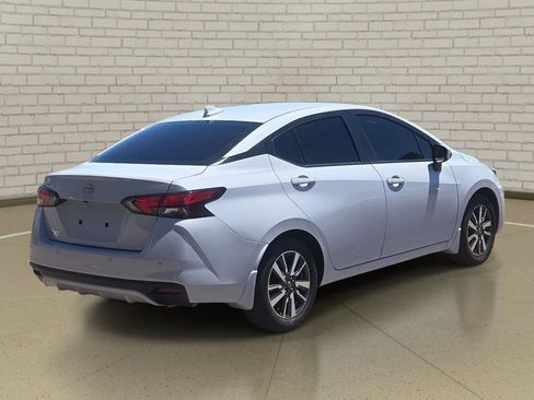 Used 2025 Nissan Versa SV w/ Trunk Package FWD image 5