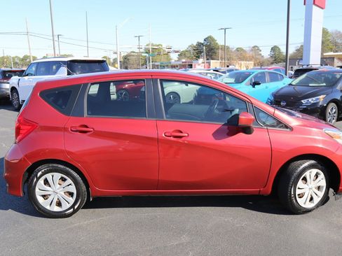 Used 2018 Nissan Versa Note SV image 5