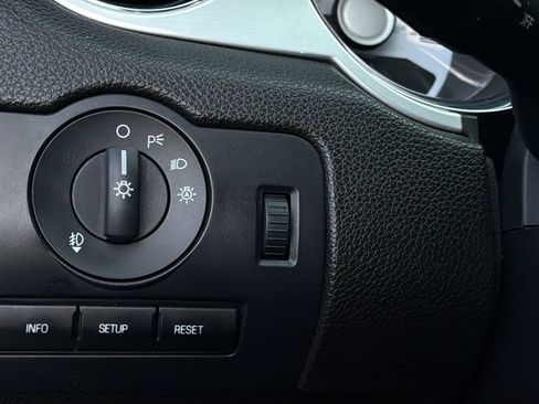 Used 2010 Ford Mustang GT Premium RWD image 28