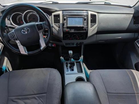 Used 2015 Toyota Tacoma PreRunner w/ SR5 Package RWD image 15