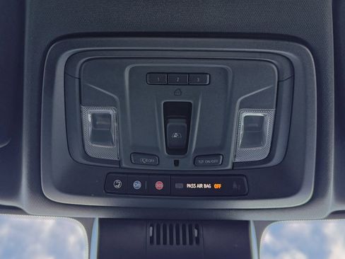 Used 2022 GMC Sierra 1500 AT4 w/ AT4 Preferred Package image 30