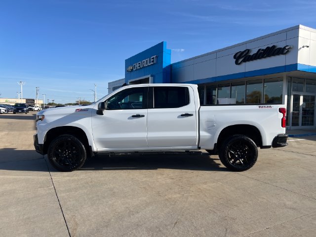 Certified 2021 Chevrolet Silverado 1500 LT Trail Boss w/ Convenience Package II AWD/4WD image 2