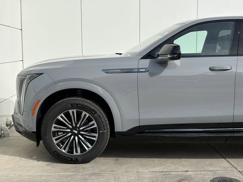 New 2026 Cadillac Escalade IQ Sport 1 w/ LPO, Floor Liner Package image 5