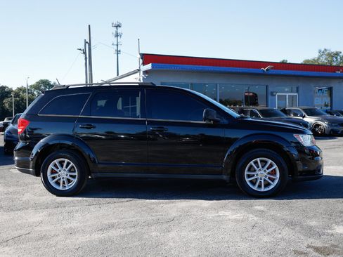 Used 2015 Dodge Journey SXT w/ Flexible Seating Group image 13