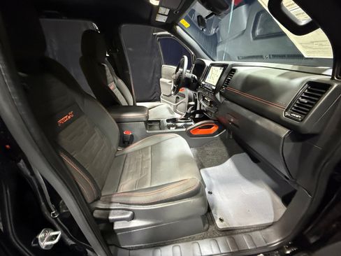 Certified 2022 Nissan Frontier Pro-X w/ Technology Package image 19