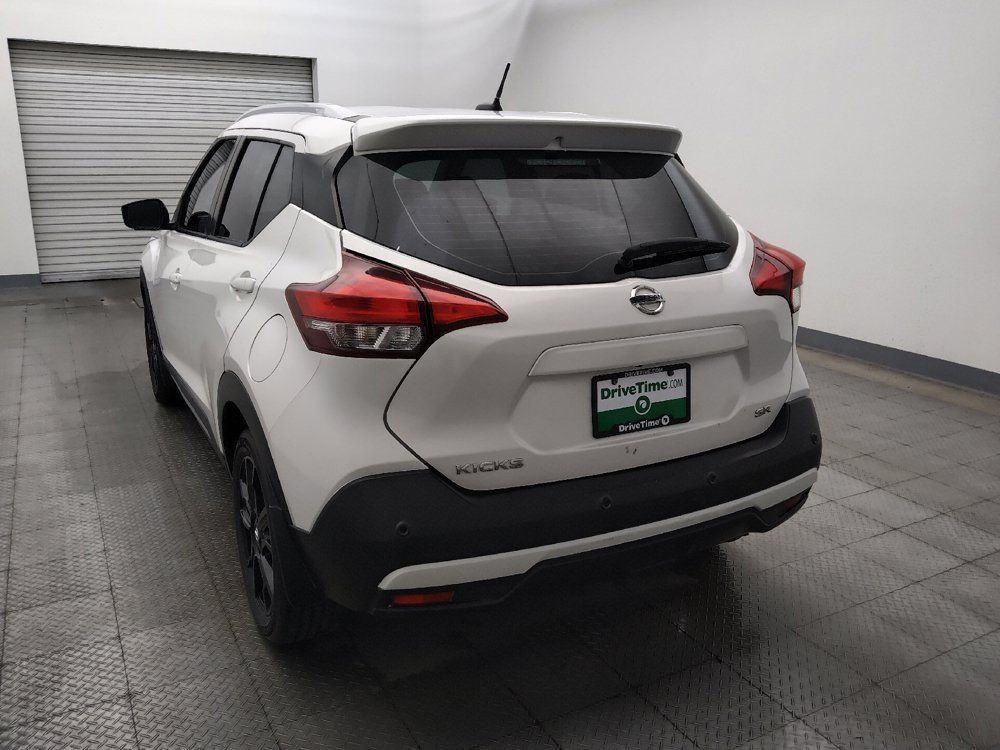 Used 2020 Nissan Kicks SR FWD image 6
