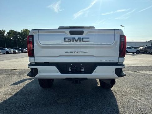 Used 2024 GMC Sierra 2500 Denali Ultimate w/ Max Trailering Package AWD/4WD image 4