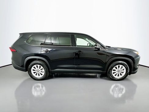 Certified 2025 Toyota Grand Highlander AWD image 4