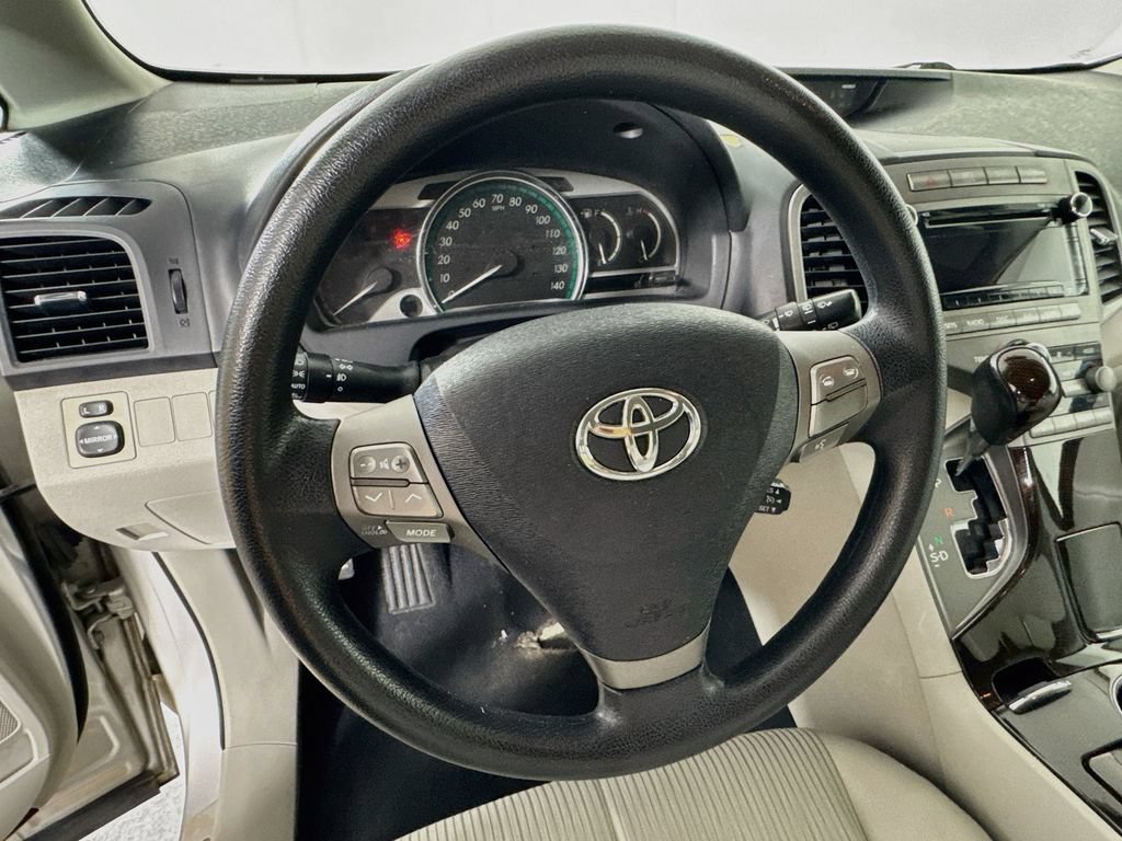 Used 2010 Toyota Venza FWD image 11