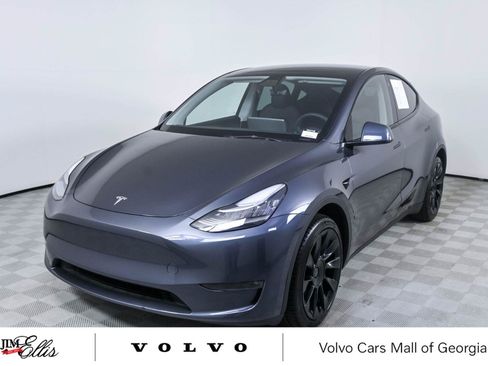 Used 2023 Tesla Model Y Long Range AWD/4WD image 1