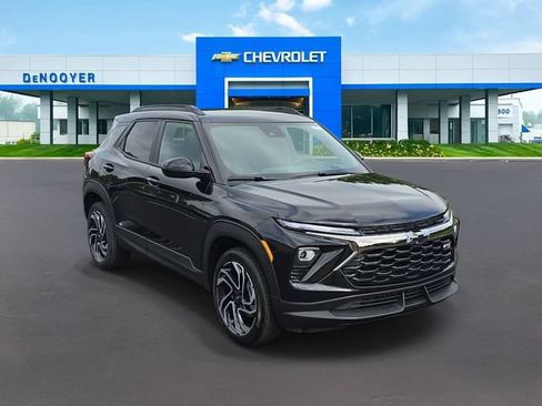 New 2026 Chevrolet TrailBlazer RS w/ Driver Confidence Package AWD/4WD image 4