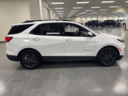 Used 2022 Chevrolet Equinox RS AWD/4WD image 8