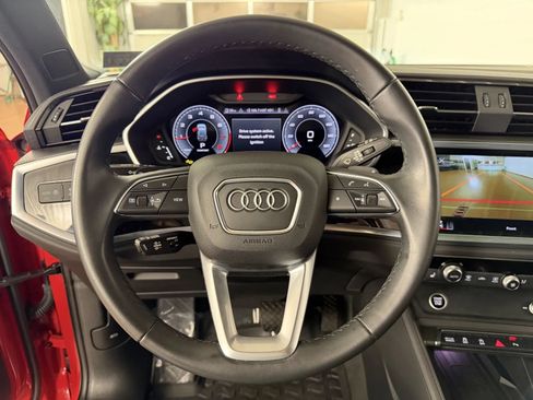 Used 2024 Audi Q3 2.0T Premium Plus w/ Premium Plus Package AWD/4WD image 21