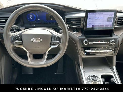 Used 2020 Ford Explorer Platinum AWD/4WD image 23