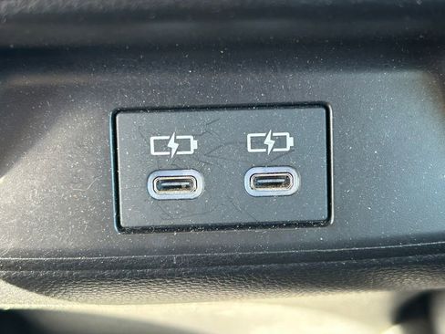 Certified 2025 Toyota Corolla LE image 21