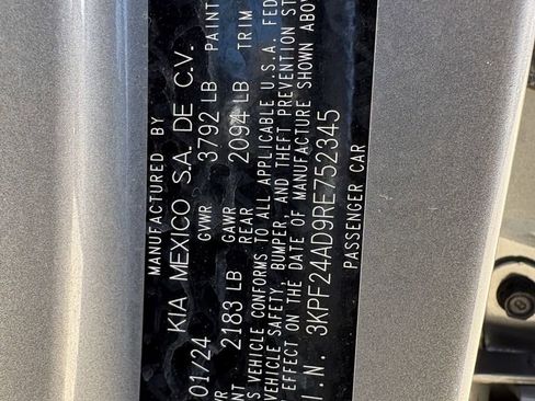 Used 2024 Kia Forte LXS image 28