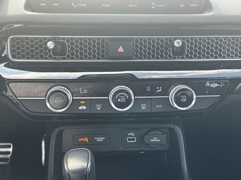 Used 2024 Honda Civic Sport image 25