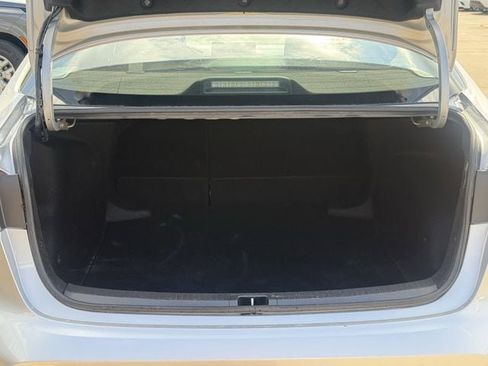 Used 2024 Toyota Corolla LE FWD image 31