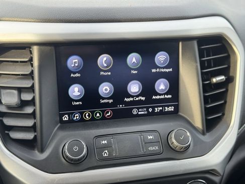 Used 2023 GMC Acadia SLE w/ Driver Convenience Package image 19