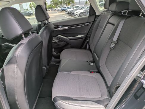 Used 2023 Kia Seltos S FWD image 11