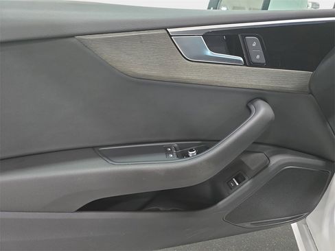 Used 2022 Audi A5 2.0T Premium image 24