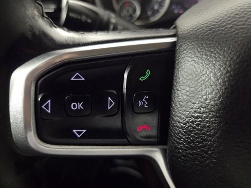 Used 2019 RAM 1500 Laramie AWD/4WD image 19