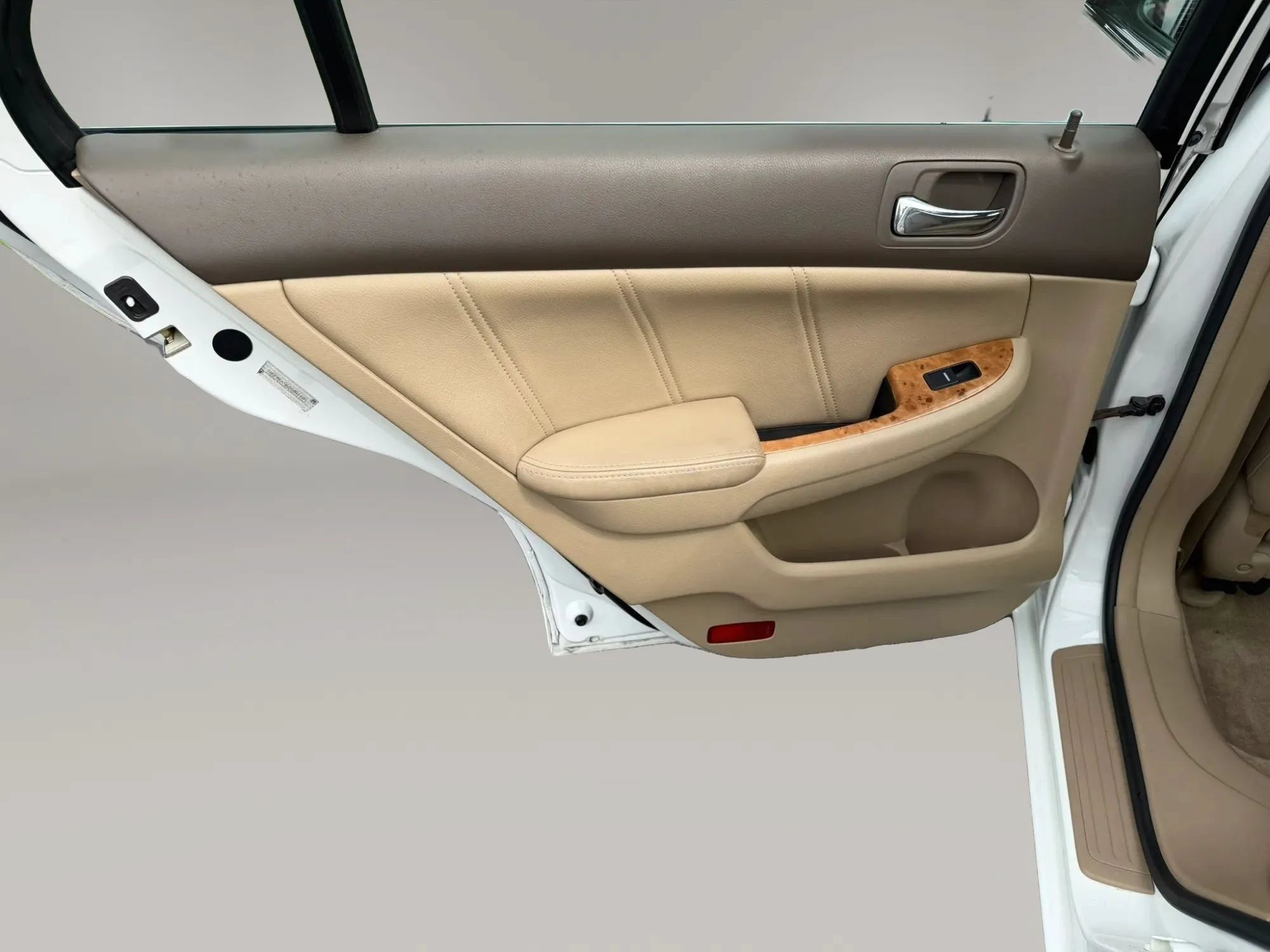 Used 2004 Honda Accord EX image 30
