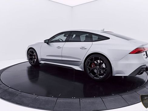 Used 2025 Audi RS 7 Performance AWD/4WD image 13