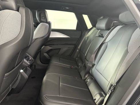 Used 2024 Cadillac Lyriq Tech RWD image 23