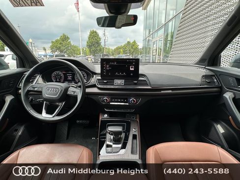 Used 2023 Audi Q5 2.0T Premium Plus w/ Premium Plus Package AWD/4WD image 22