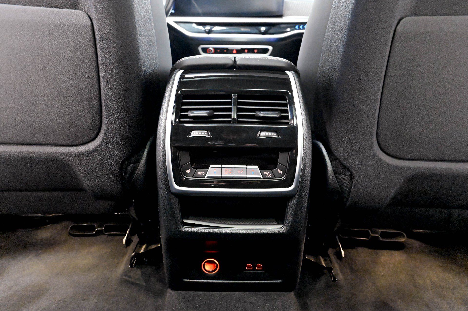 Used 2023 BMW ALPINA XB7 AWD/4WD image 36