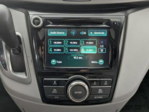 Used 2016 Honda Odyssey EX-L image 31