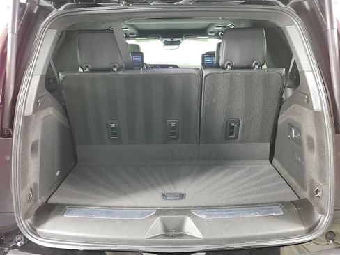 Certified 2024 Cadillac Escalade Sport Platinum w/ LPO, ONYX Package AWD/4WD image 7